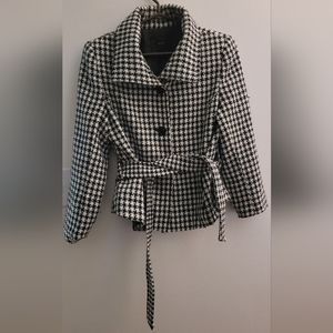 MAJORA Houndstooth Jacket